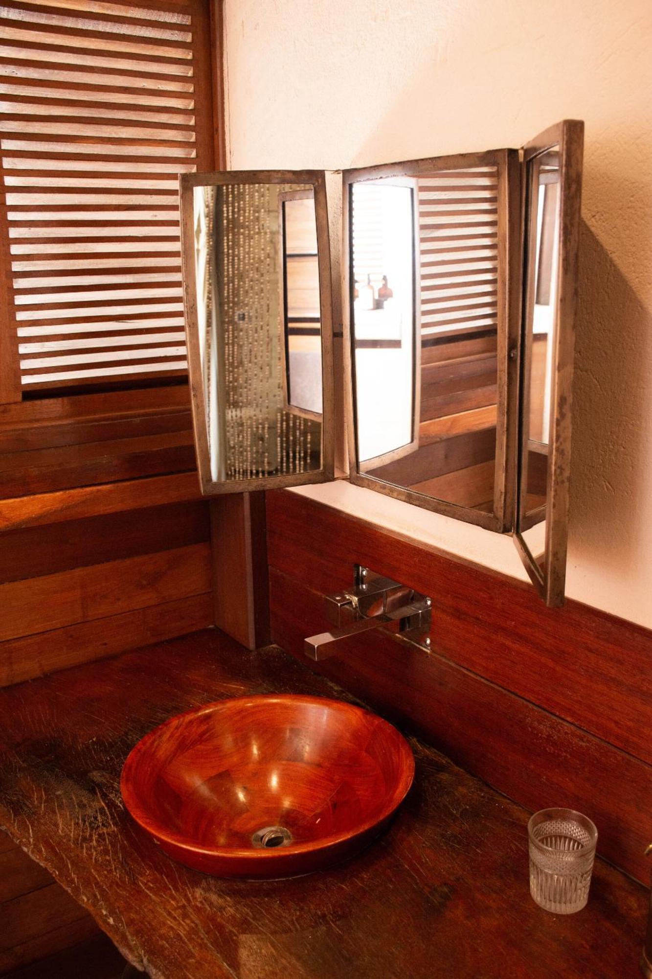 イファチ Demeure De La Compagnie Generale Des Huiles Precieuses Bed & Breakfast 部屋 写真