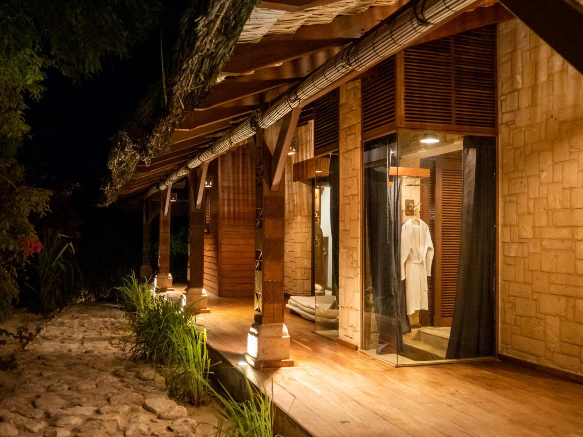イファチ Demeure De La Compagnie Generale Des Huiles Precieuses Bed & Breakfast エクステリア 写真