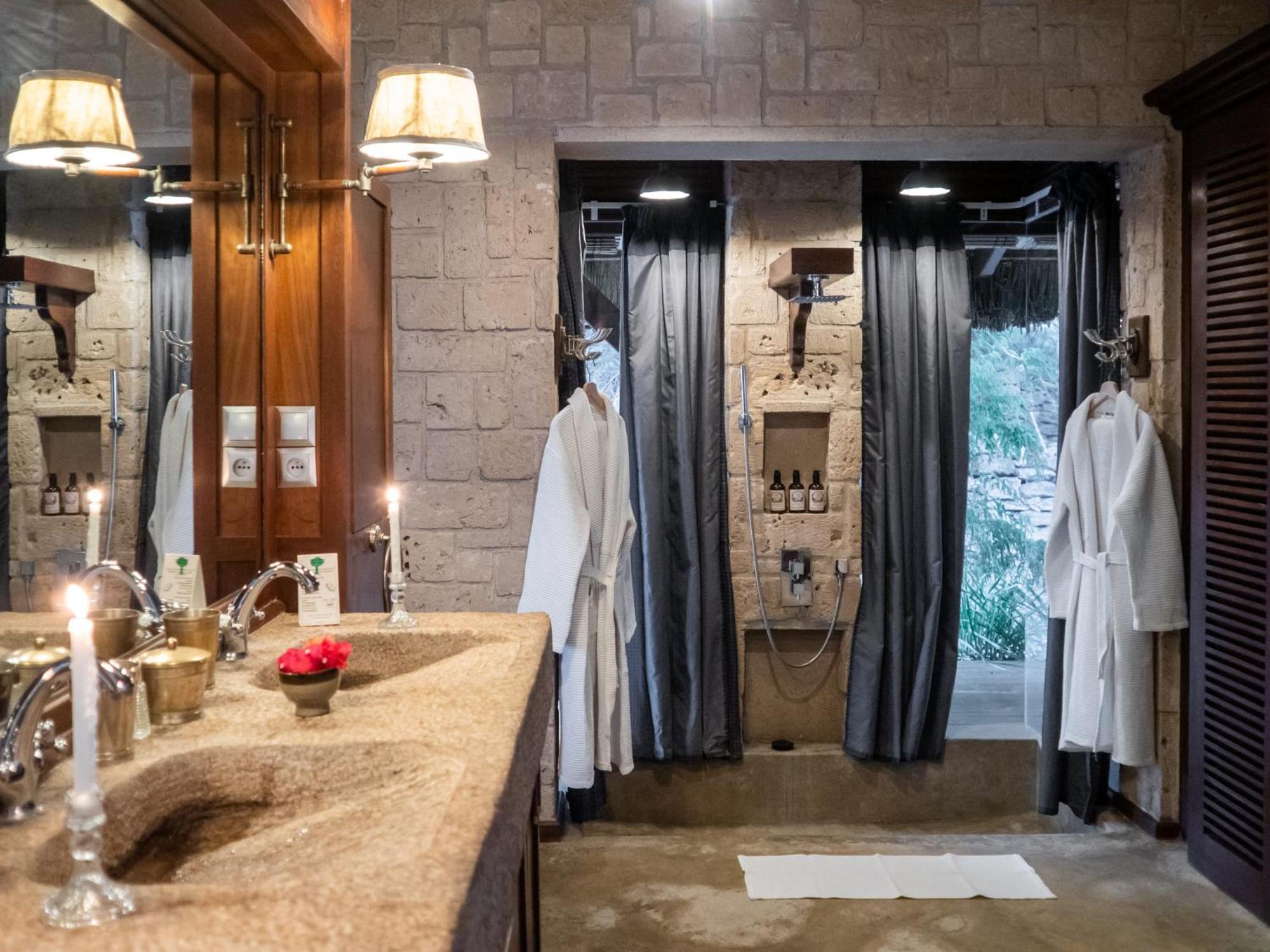 イファチ Demeure De La Compagnie Generale Des Huiles Precieuses Bed & Breakfast エクステリア 写真